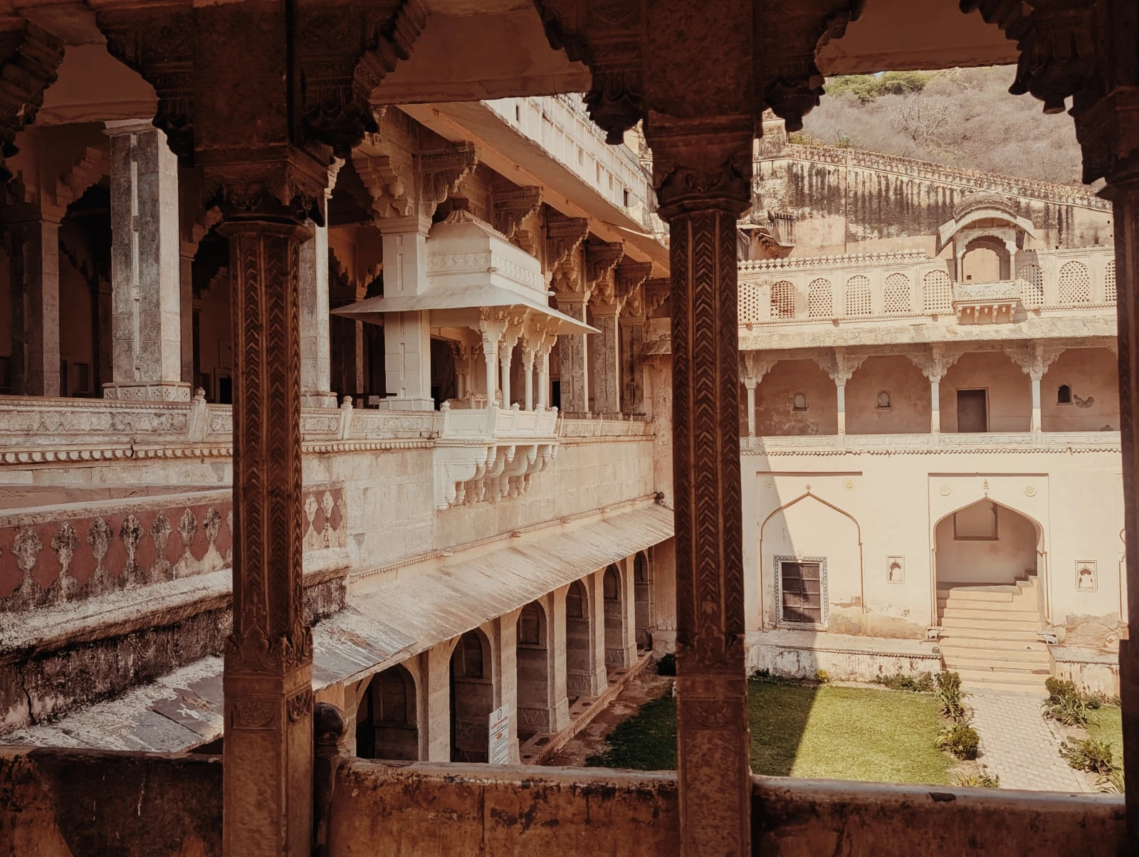 Balcon de la cours intérieur Taragarh (Bundi)