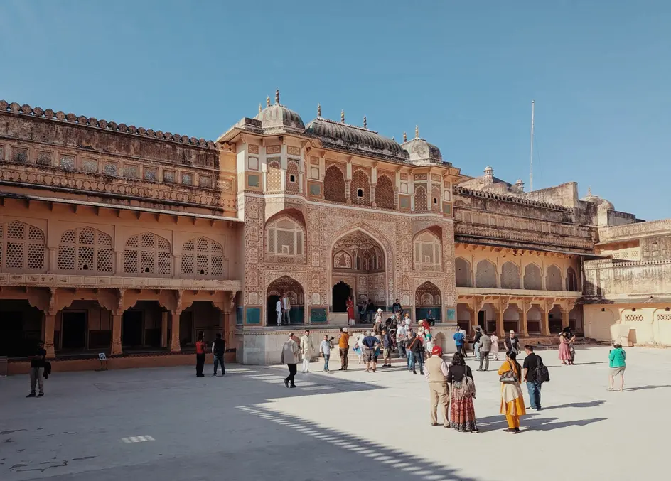amber_fort_palace_half