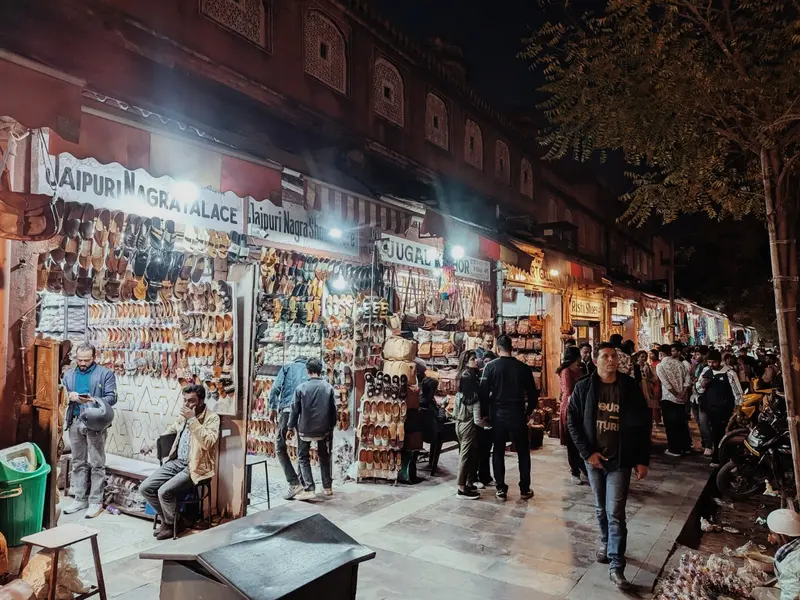 jaipur_street_market_night_half
