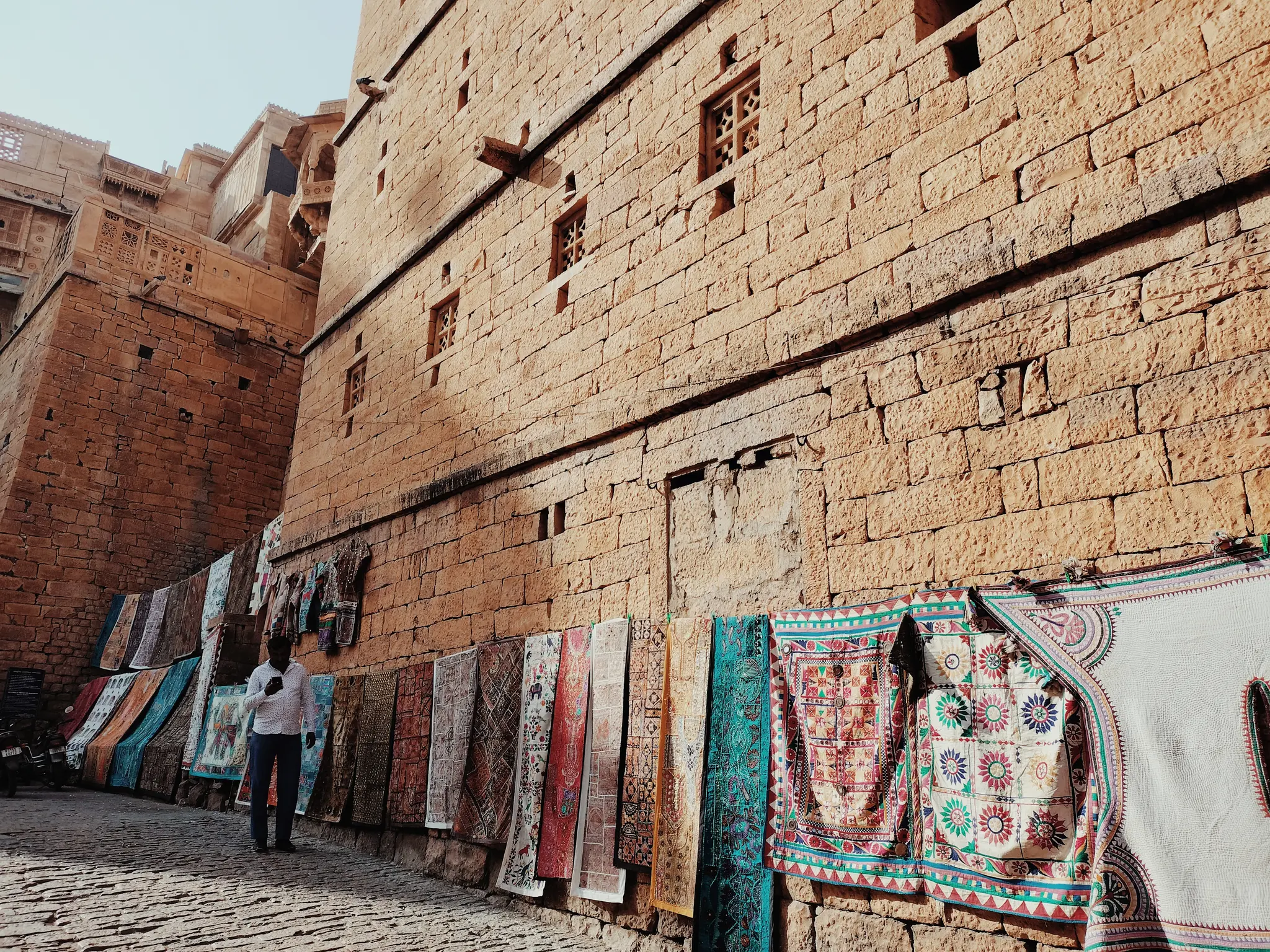 jaisalmer_carpets_fort_walls_half