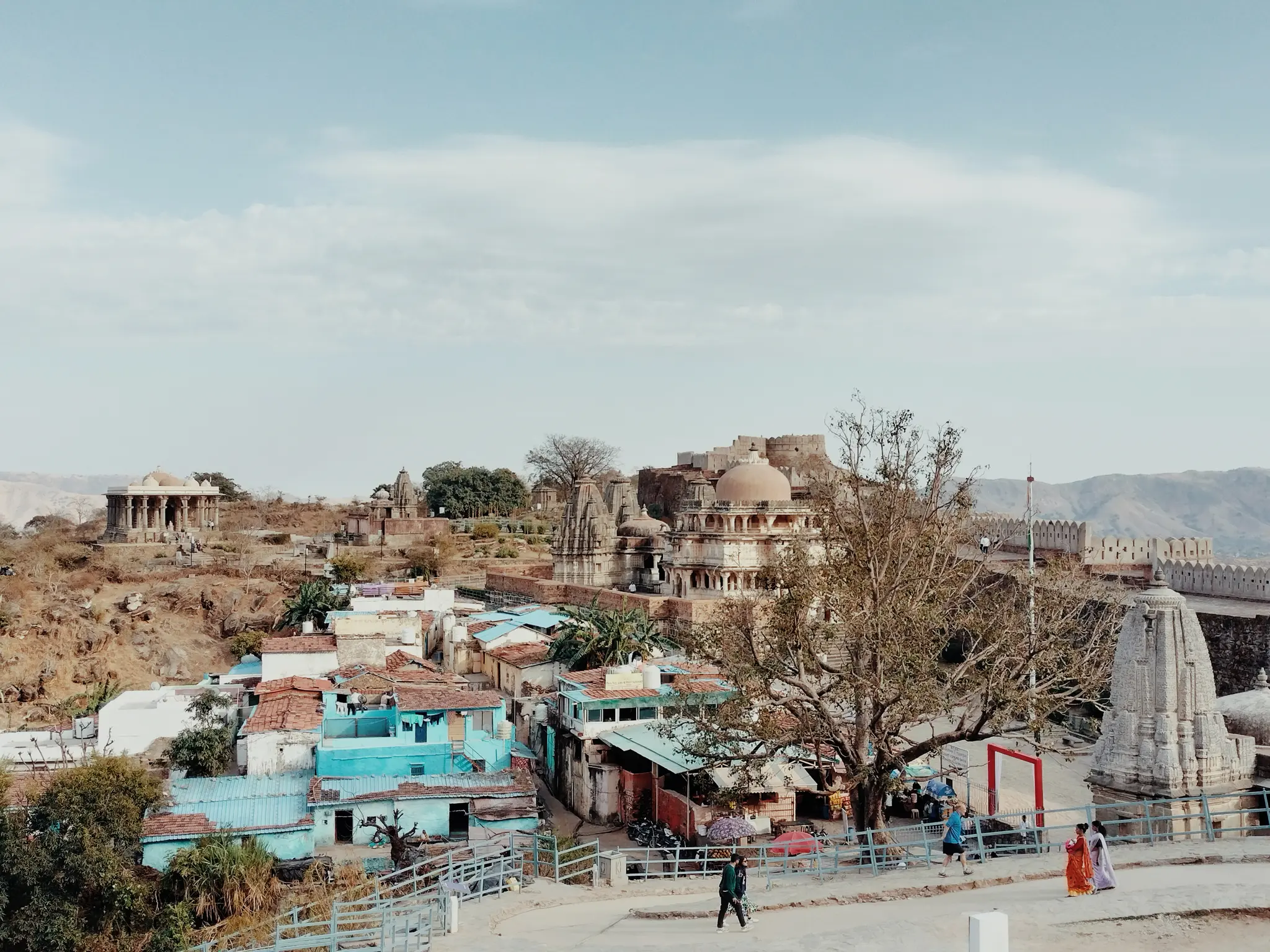 kumbhalgarh_temples_rajasthan_half