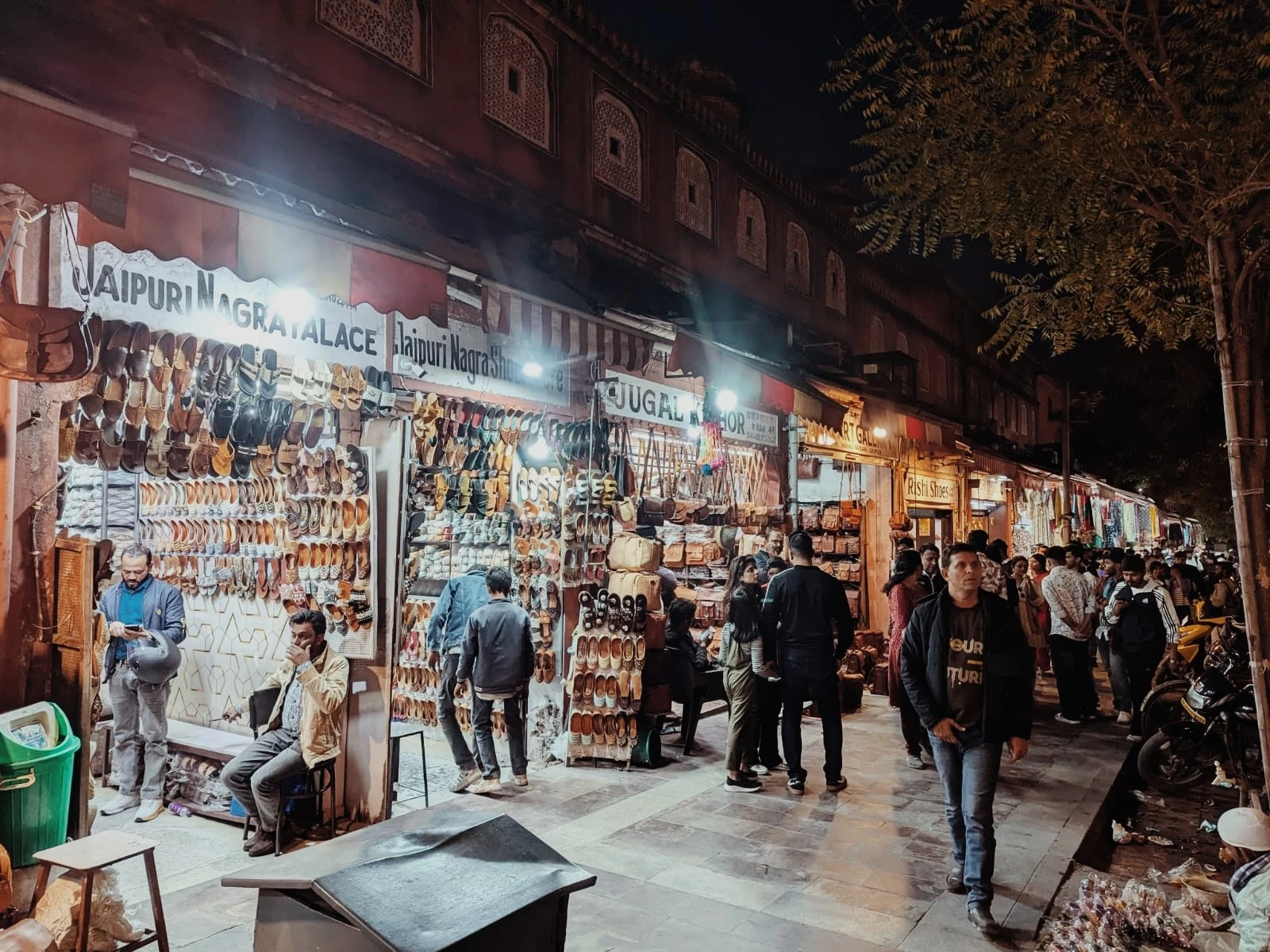 Rue de marché de nuit (Jaipur)